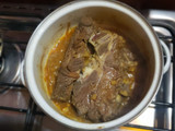 Carne de vacuno con papitas duquesas