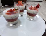 A picture of step 4 of Strawberry with China grass dessert.