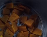 Foto langkah ke 2 dari resep Creamy Pumpkin Soup For Diet (No Creamer/Susu).