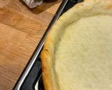 A picture of step 6 of Spinach & cottage cheese quiche.