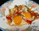 Foto del paso 5 de la receta: Huevos estrellados picantones