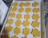A picture of step 4 of Almond Cookies with royal icing.