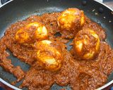 A picture of step 6 of Hot & Spicy Egg Vindaloo.