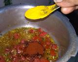 Brinjal-Green Pigeon Peas (Tuvar Dana) ki Sabji recipe step 4 photo
