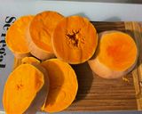 Une image de l'étape 1 de Courge butternut au sirop d’érable, gingembre et épices.