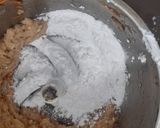 Foto langkah ke 2 dari resep Bola Bola Ayam Udang.