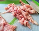 Foto del paso 2 de la receta: Tiritas de bistecs de pierna de cerdo con pimientos