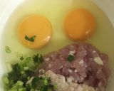 Hình bước làm 1 của món Trứng Chiên Thịt