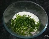 A picture of step 2 of Suji ke pakode.