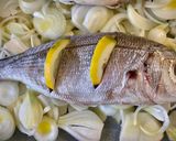 Foto del paso 4 de la receta: Besugo al horno con costra al pimentón y patatas panadera