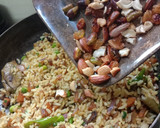 ஷாஹி புலாவ் (உலர் நட்ஸ் கலவை சாதம்)(shahi pulao recipe in tamil) ரெசிபி ஸ்டேப் 7 புகைப்படம்