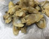 海瓜子炒冬粉的食譜步驟1照片