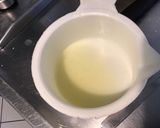Une image de l'étape 1 de Tartinade au yaourt grec,olives,citron et persil.