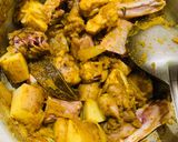 A picture of step 2 of Desi Chicken Jhola (country chicken gravy).