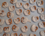 A picture of step 3 of Pumpkin Spice Chocolate Coated Pretzels.