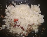 A picture of step 3 of Spinach Curry with mushroom and paneer cottage cheese.