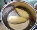 Foto langkah ke 1 dari resep Jantung pisang kuah santan.