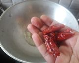 A picture of step 2 of Tomato Khajur Khatta.