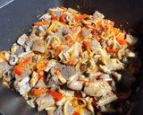 Foto del paso 9 de la receta: Porotos con Butifarra (o salchicha criolla)