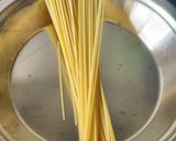 A picture of step 1 of Vegetable Spaghetti Indian Street Style.