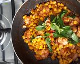 Foto langkah ke 4 dari resep Tumis udang jagung.