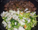 Foto del paso 3 de la receta: Daditos de res con especias y salsa soya