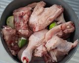 Foto langkah ke 1 dari resep Ayam Goreng Lengkuas.