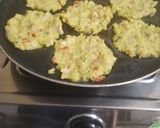 A picture of step 4 of Poha mini uttapam.