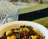 A picture of step 4 of Kala chana chaat.