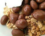 A picture of step 1 of My Granola & Chocolate Raisons. 😁.