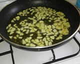 Foto del paso 2 de la receta: Espaguetis con ajos y perejil