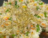 Foto langkah ke 4 dari resep Nasi Goreng Hongkong Teri Medan.