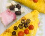 Foto del paso 5 de la receta: OMELET🌮(relleno de panceta ahumada, queso y aceitunas)🌮Y en homenaje al DÍA INTERNACIONAL DEL HUEVO🥚