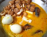 Foto langkah ke 3 dari resep Mangut Tongkol Putih.