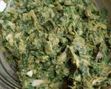 हरे प्याज़ और पालक के पकौड़े (hare pyaz aur palak ke pakode recipe in Hindi) रेसिपी चरण 2 फोटो