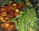 Foto langkah ke 2 dari resep Ayam Goreng Kunyit.