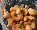 Foto langkah ke 1 dari resep Sambal kacang mede.
