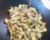 காலிபிளவர் எக் பெப்பர் ஃப்ரை(cauliflower egg pepper fry recipe in tamil) ரெசிபி ஸ்டேப் 4 புகைப்படம்