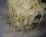 A picture of step 1 of Veg noddles.