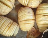 Foto del paso 5 de la receta: Papas hasselback con mayonesa casera