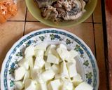 Foto langkah ke 2 dari resep Gulai Jantung Pisang dan Putih Telur.