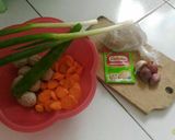 Foto langkah ke 1 dari resep Sayur sop sederhanA.