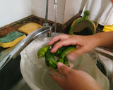 Foto del paso 1 de la receta: Pimientitos de padrón