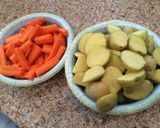 A picture of step 5 of Albondiga soup .
