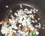 A picture of step 3 of Indori poha.