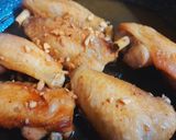 Hình bước làm 3 của món Cánh gà chiên nước mắm