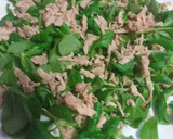 Foto del paso 2 de la receta: Ensalada de rúcula canónigos berenjena y pollo