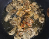 Foto del paso 1 de la receta: Tortilla francesa con champiñones a la pimienta y pimentón (hecha anoche)