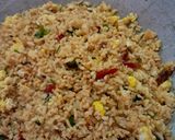Foto langkah ke 4 dari resep Nasi Goreng Rumahan.