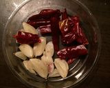 รูปขั้นตอนการทำที่ 2 ของ เพนเน่หมูสามชั้นพริกแห้งกระเทียม